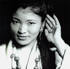 Yungchen Lhamo; photo by Michele Turriani