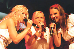 Värttinä 2003