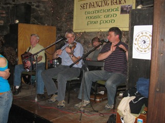 Four Courts Ceili Band