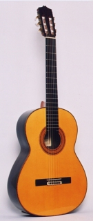 Classical Guitar, Maker: Juan ÁLVAREZ, Madrid, 20th Century