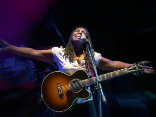 Ruthie Foster